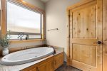 The Masters Lodge, Spoil Youself with a Jetted Tub Soak